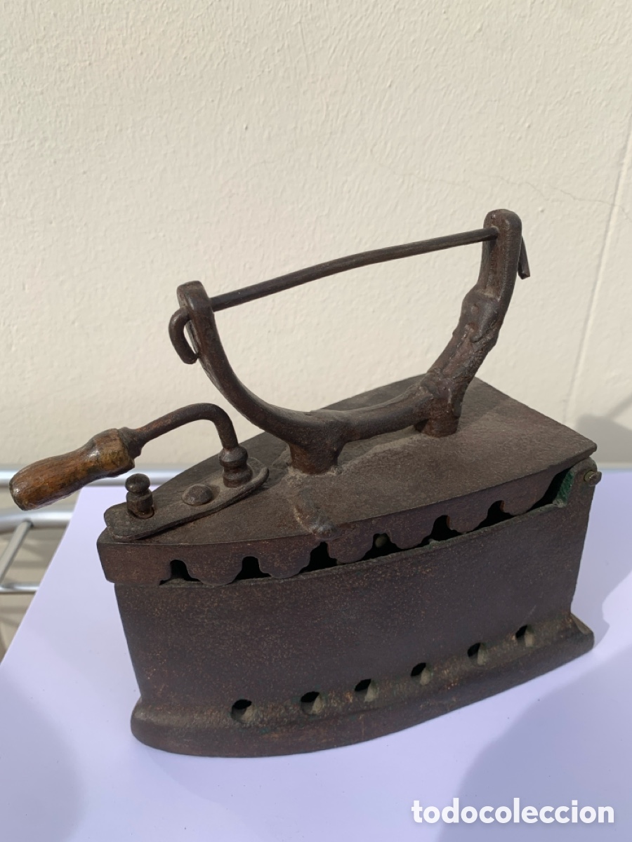 Antig&uuml;edades: Plancha de hierro antigua carb&oacute;n - Foto 4