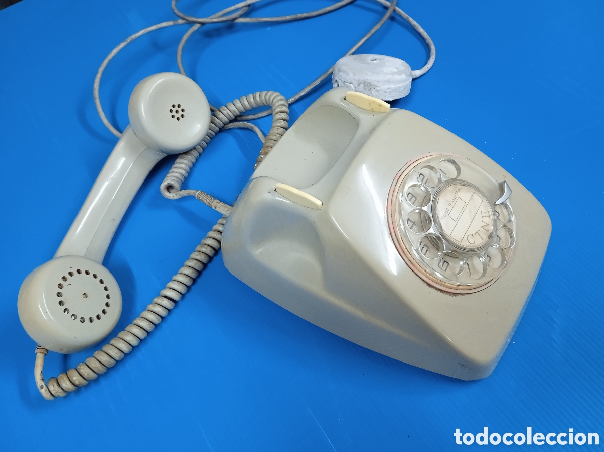 Tel&eacute;fonos: Antiguo tel&eacute;fono sobremesa - Foto 2