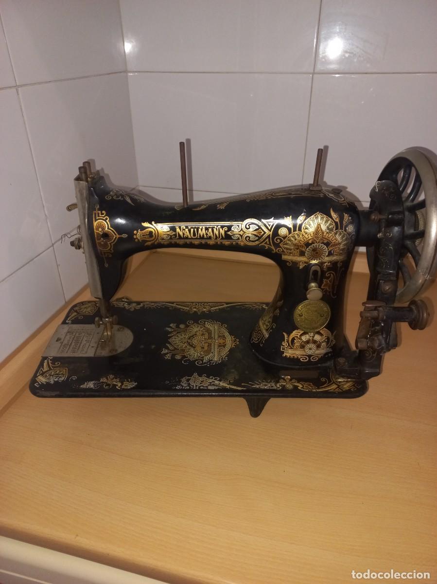 Antig&uuml;edades: M&aacute;quina de coser Naumann - Foto 1