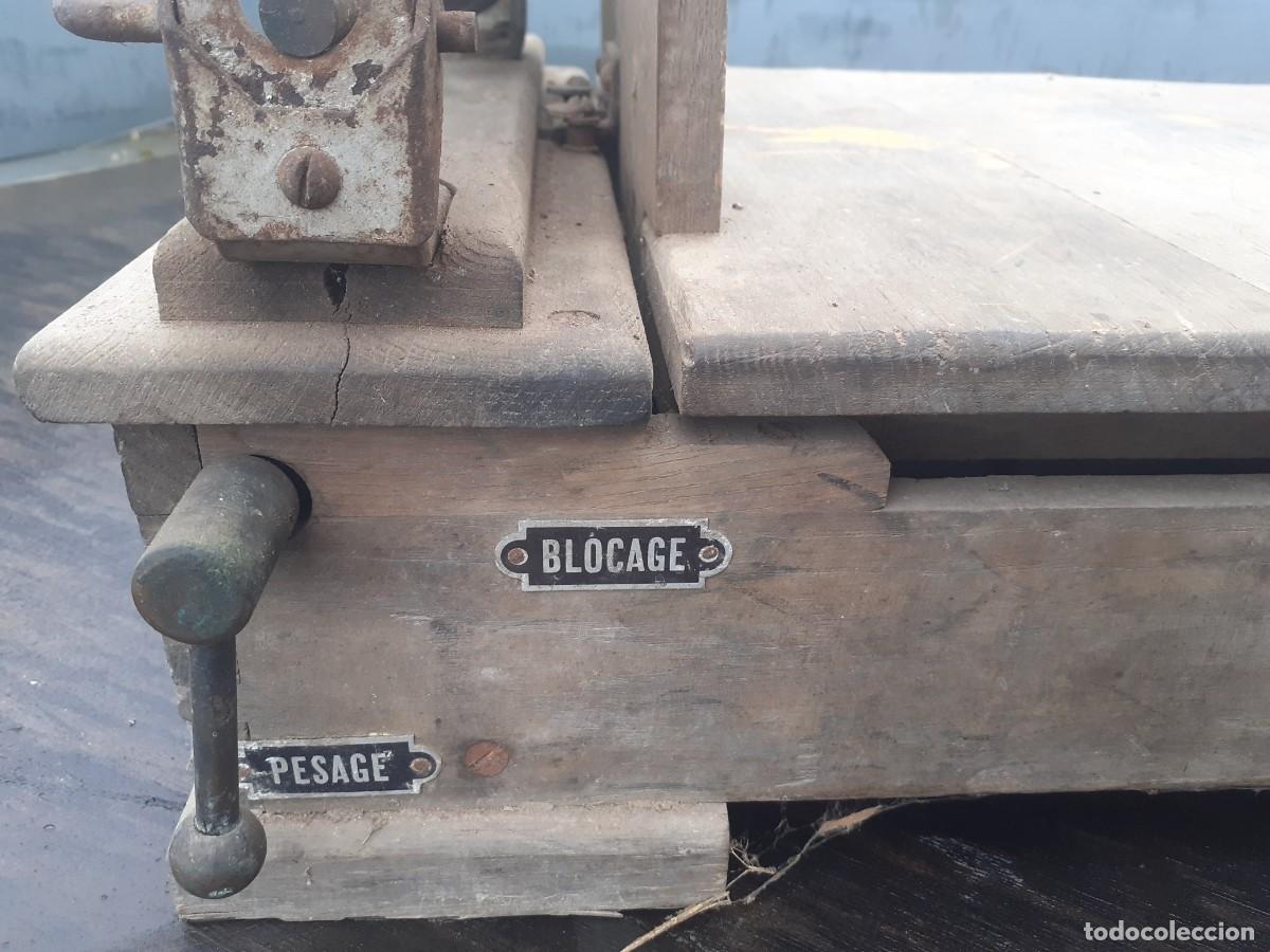 Antig&uuml;edades: Balanza con sistema de romanas - Foto 5