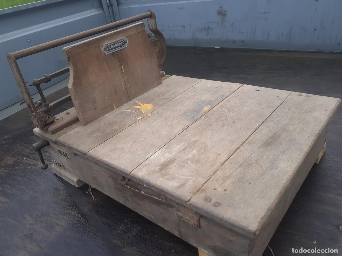 Antig&uuml;edades: Balanza con sistema de romanas - Foto 3
