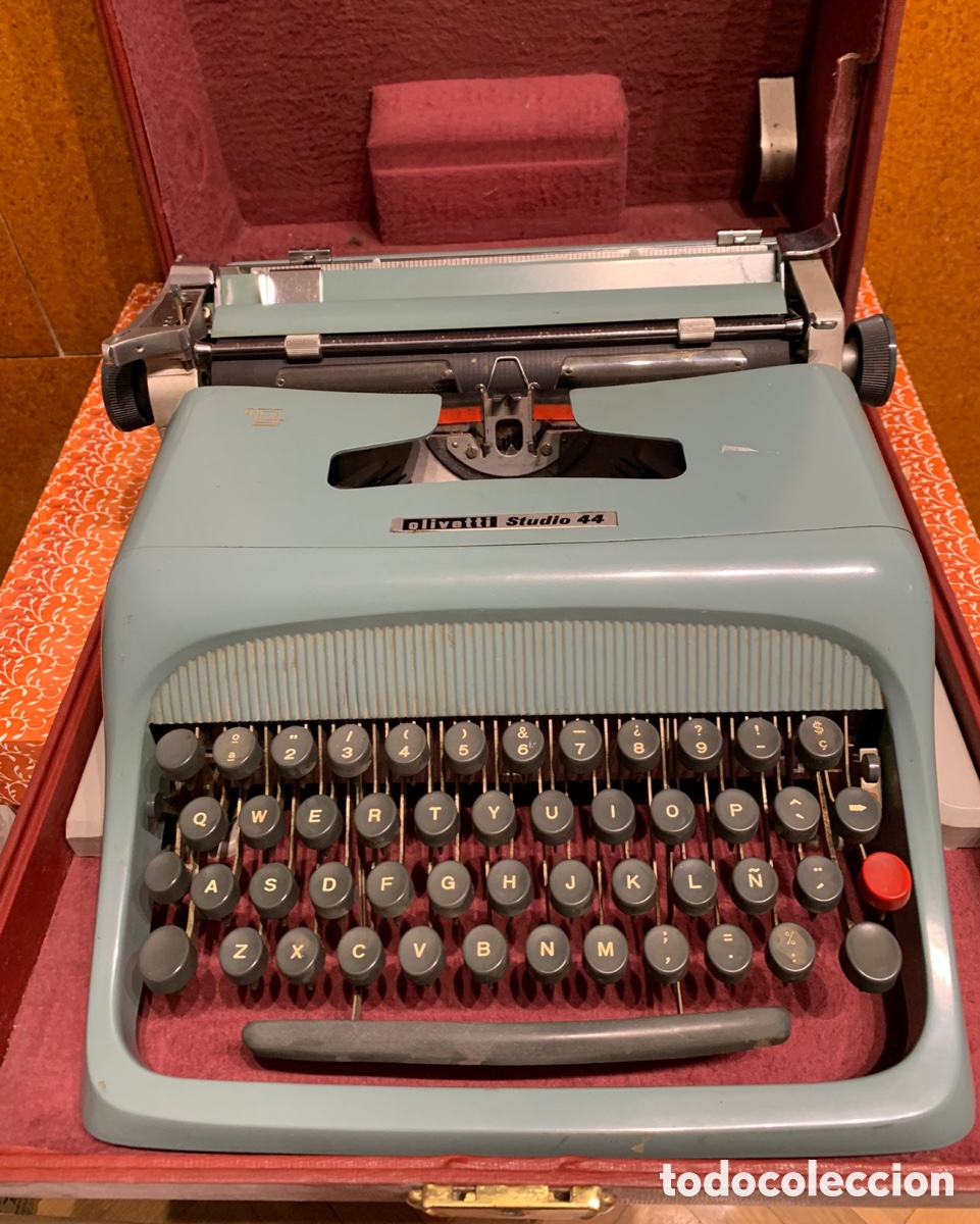 Antig&uuml;edades: Maquina escribir Olivetti Studio 44 - Foto 1