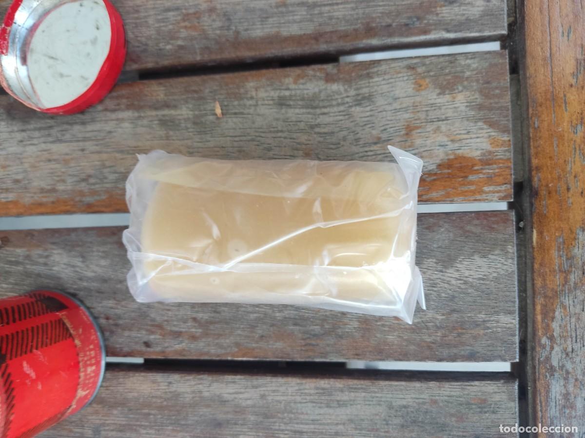 Antig&uuml;edades: Antiguas latas Polyestol de cintas impregnadas en Mentol - Foto 3