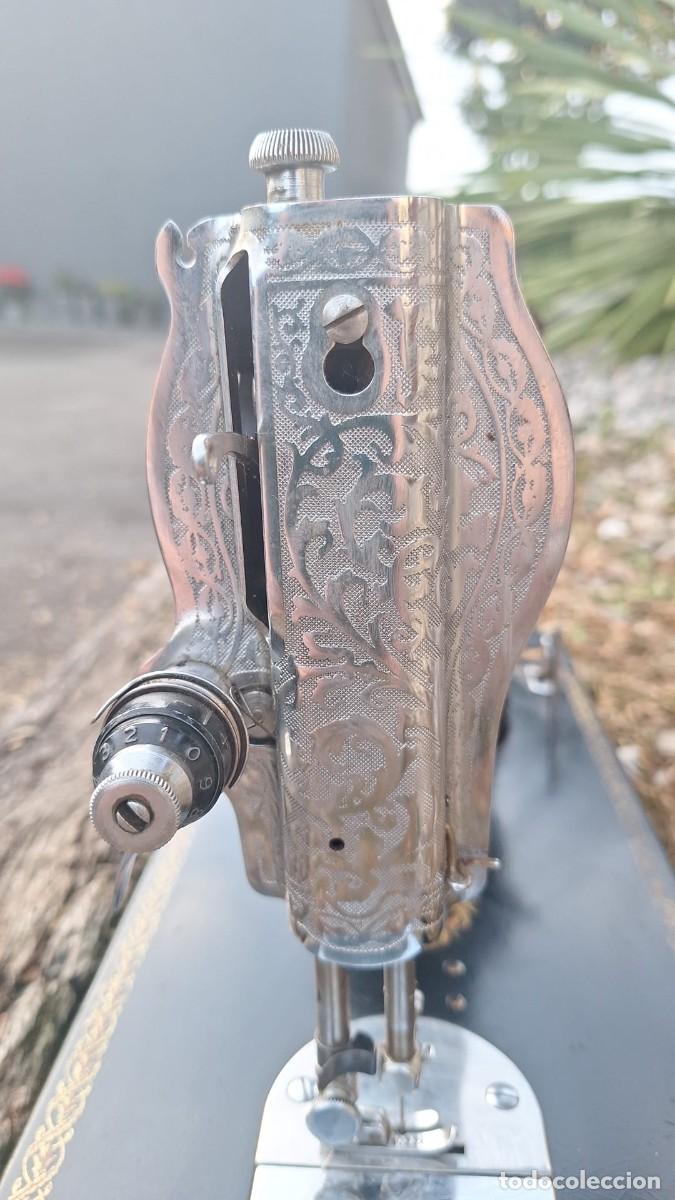 Antig&uuml;edades: Maquina de Coser Alfa Modelo B con Libro de Instrucciones - Foto 14