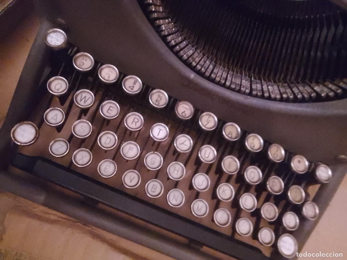 Antig&uuml;edades: M&aacute;quina underwood para restaurar - Foto 5