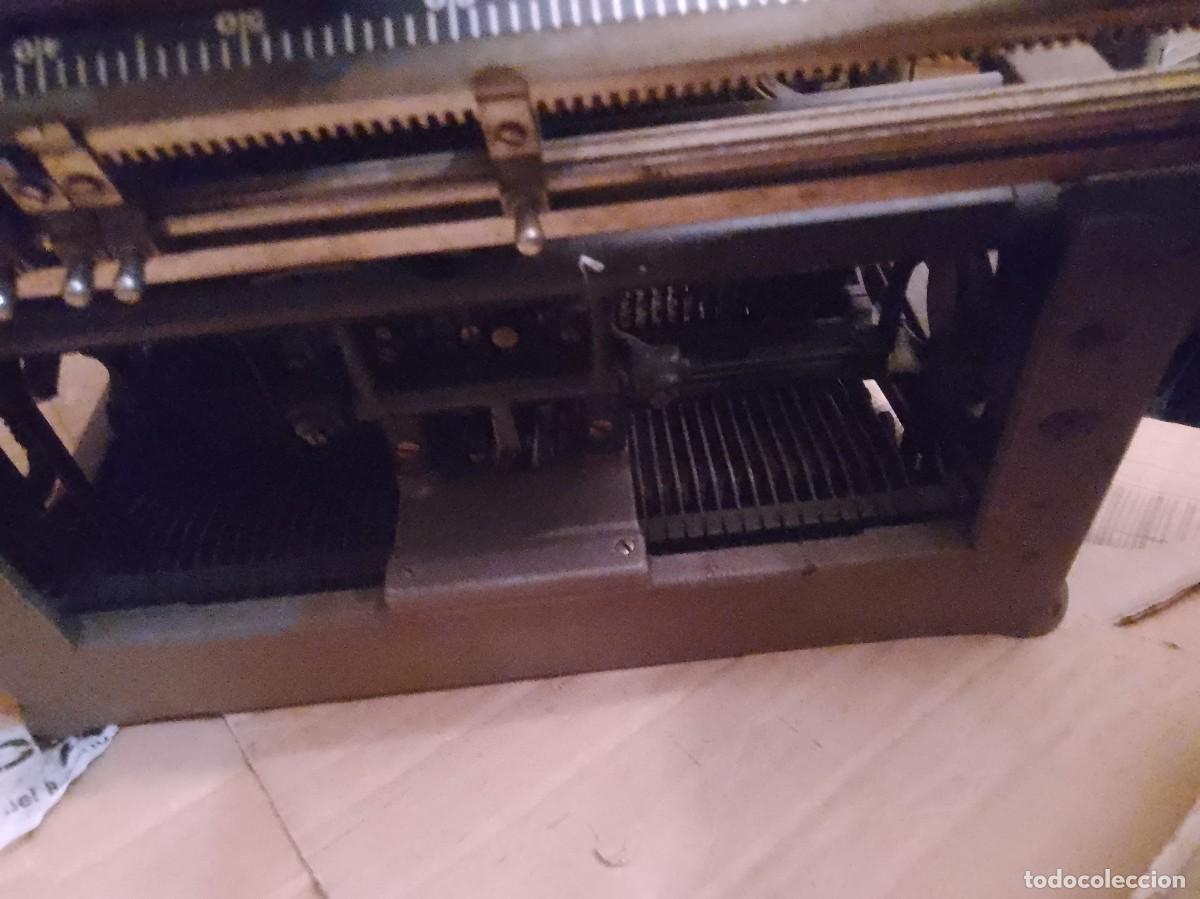 Antig&uuml;edades: M&aacute;quina underwood para restaurar - Foto 12