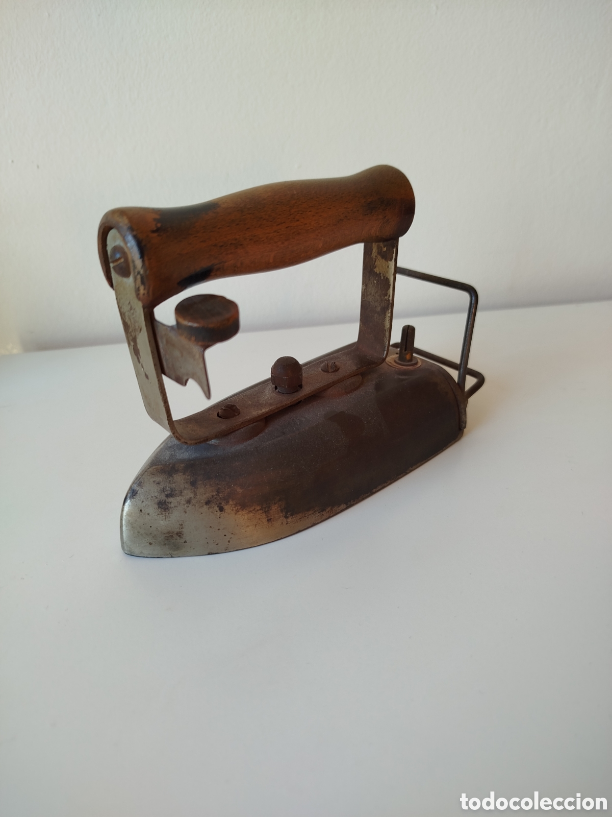 Antig&uuml;edades: Plancha antigua de hierro - Foto 2
