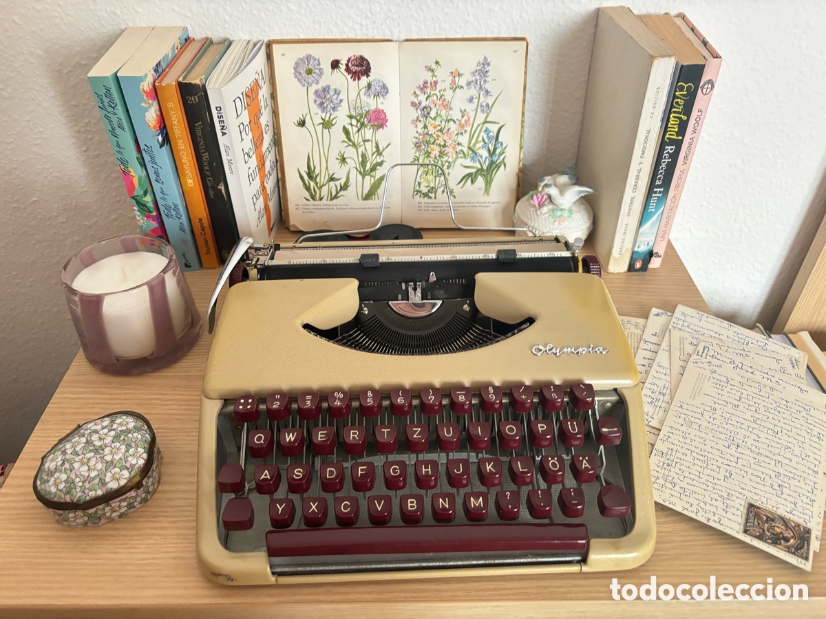 Antig&uuml;edades: M&aacute;quina de escribir Olympia - Foto 2