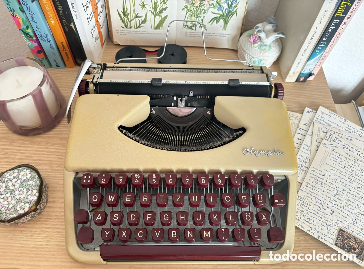 Antig&uuml;edades: M&aacute;quina de escribir Olympia - Foto 3