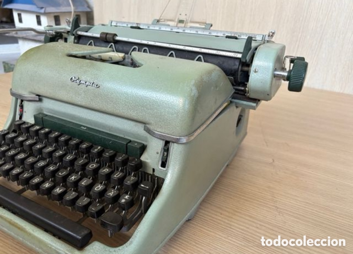 Antig&uuml;edades: M&aacute;quina de escribir Olympia - Foto 3