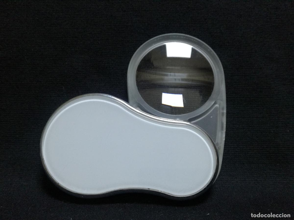 Antig&uuml;edades: LUPA DE PLASTICO CON LUZ LED (FUNCIONANDO) - Foto 6