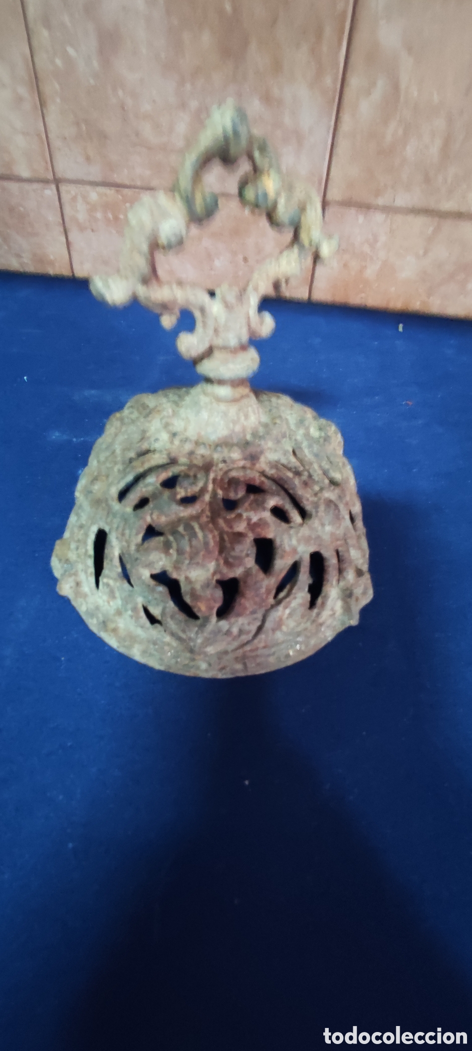 Antig&uuml;edades: Antigua herramienta y tapa de hierro - Foto 4