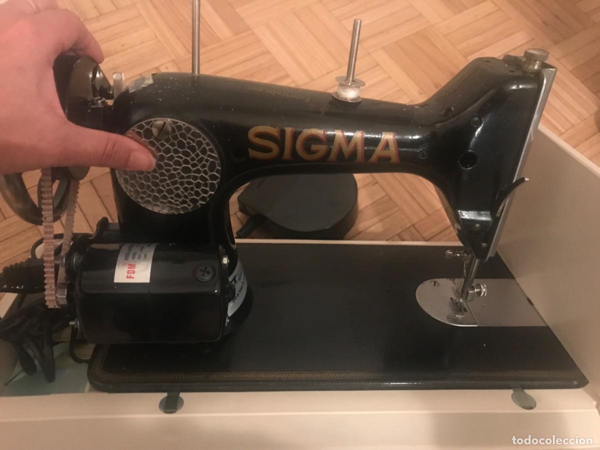 Antig&uuml;edades: M&aacute;quina antigua Sigma funcionando - Foto 1