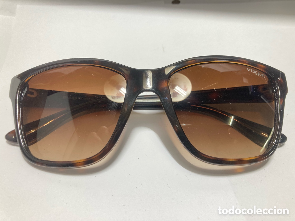 Antig&uuml;edades: Gafas de sol Vogue marron /XY7 - Foto 1