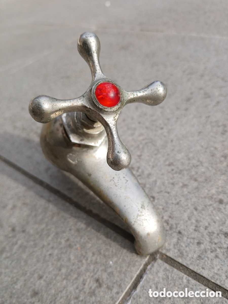 Antiquit&eacute;s: PEQUE&Ntilde;O GRIFO DE LAT&Oacute;N CROMADO PARA LAVABO MINI GRIFER&Iacute;A VINTAGE ART DECO