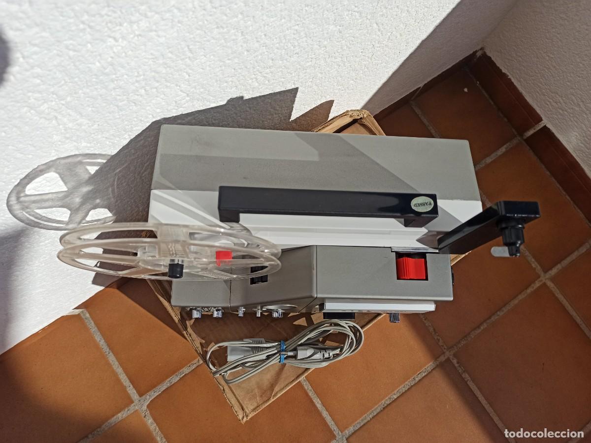 Antig&uuml;edades: PROYECTOR ANTIGUO SUPER 8 - Foto 5