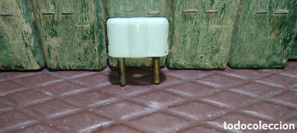 Antig&uuml;edades: Antiguo enchufe porcelana - Foto 2