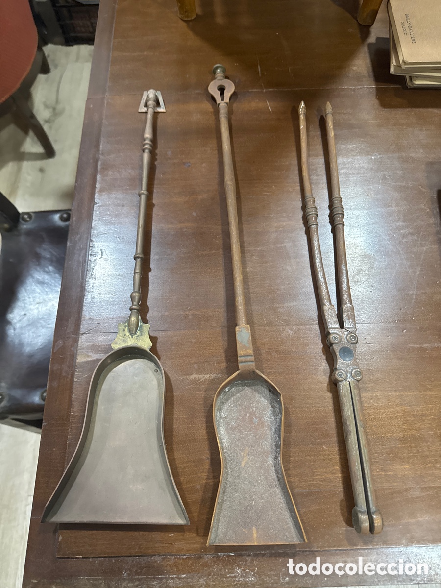 Antig&uuml;edades: Lote de Tenazas y paletas de forja - Foto 1