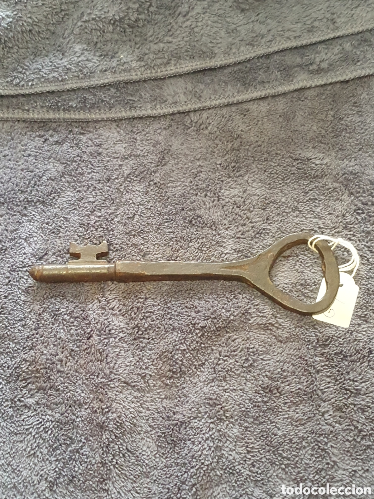 Antig&uuml;edades: OS2. G4. Llave De Forja, Maciza, De 155 Cm. - Foto 6