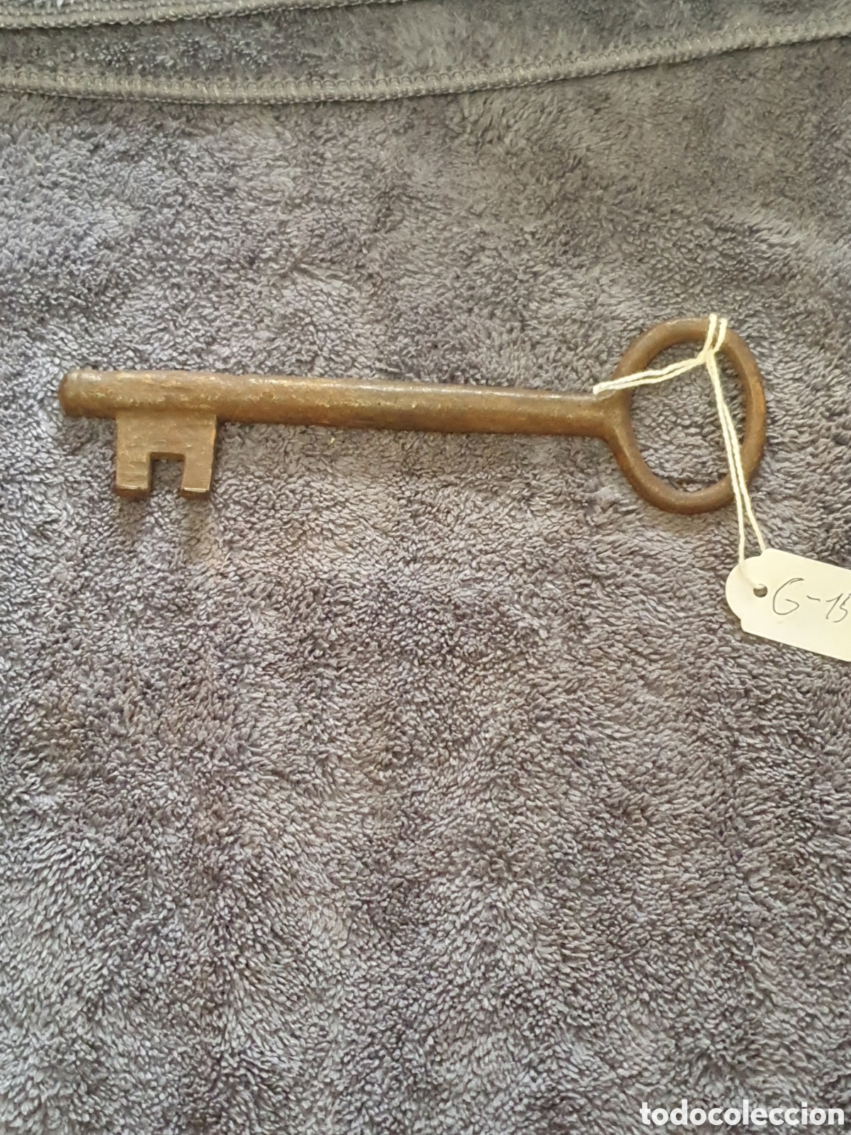 Antig&uuml;edades: OS2. G15. Llave Maciza, De 15 Cm. - Foto 1