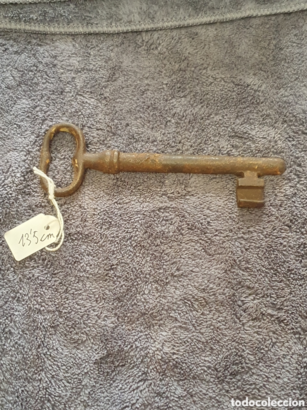 Antig&uuml;edades: OS2. G18. Llave Maciza, De 135 Cm. - Foto 2