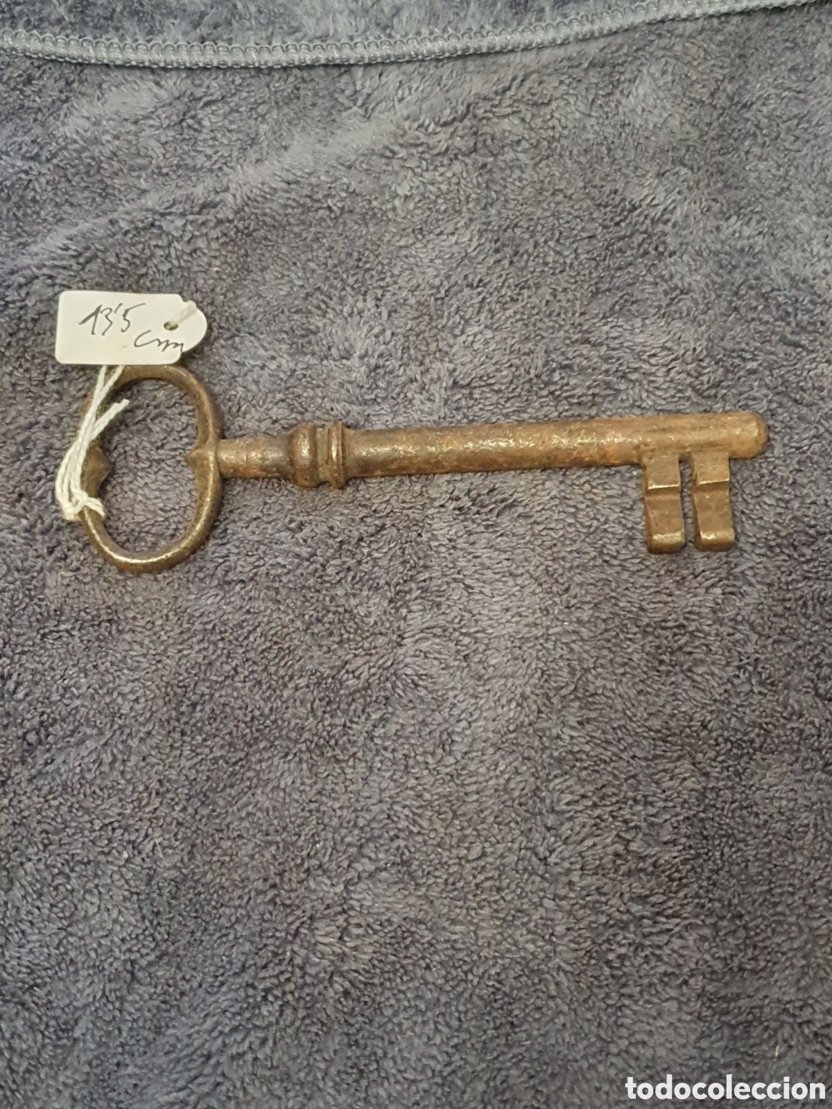 Antig&uuml;edades: OS2. G12. Llave Maciza, De 135 Cm. - Foto 2