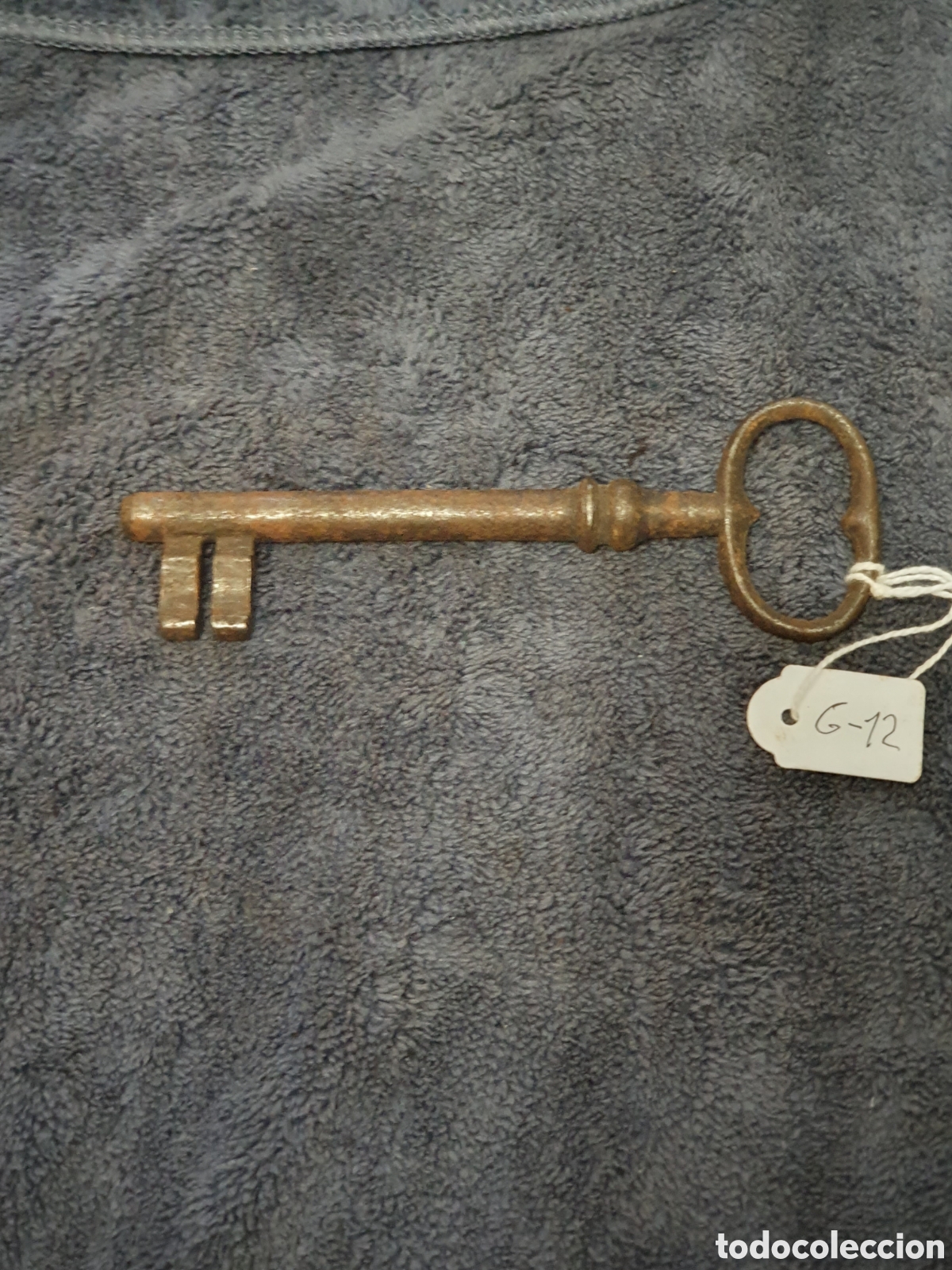 Antig&uuml;edades: OS2. G12. Llave Maciza, De 135 Cm. - Foto 1
