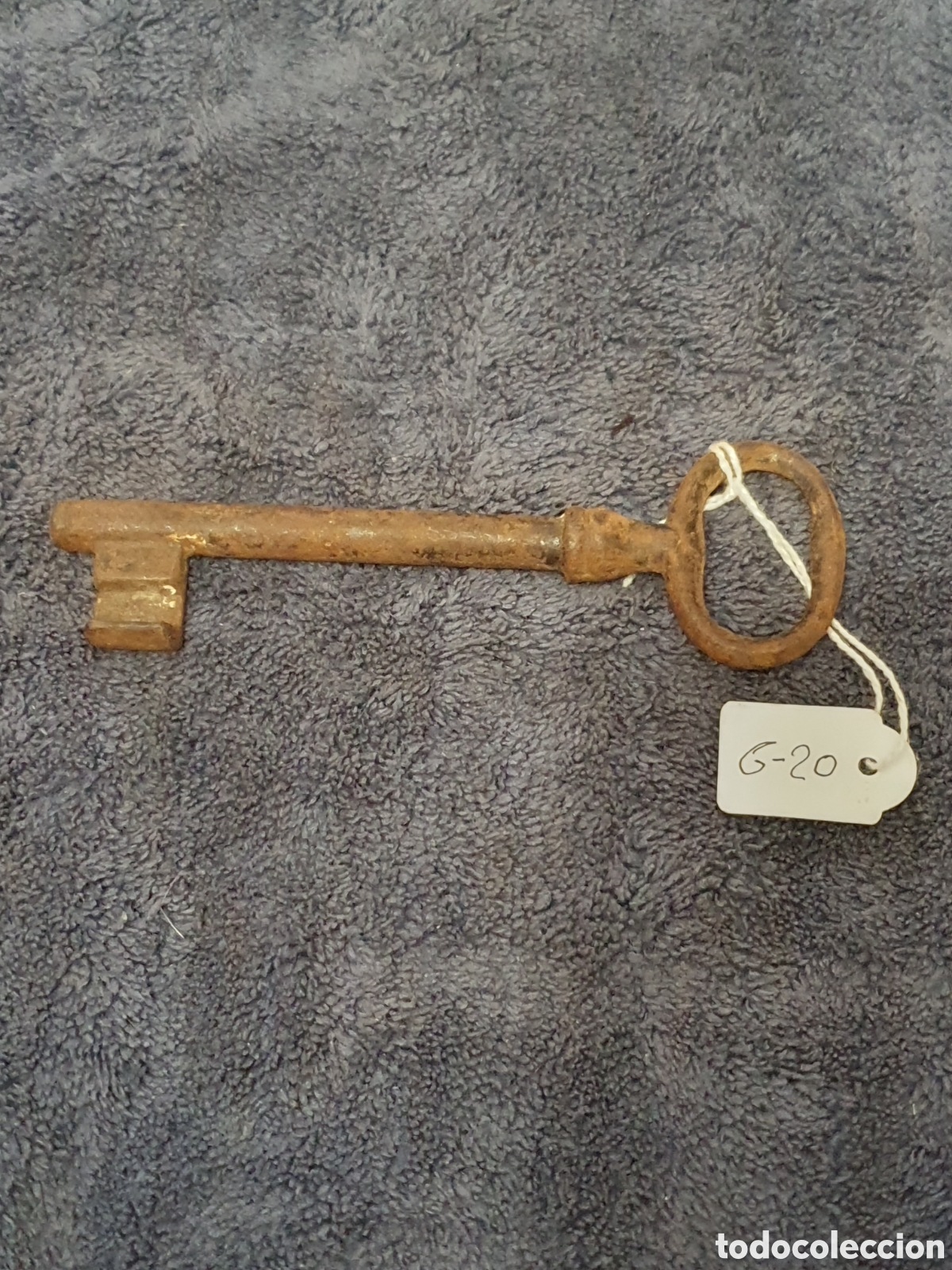 Antig&uuml;edades: OS2. G20. Llave Maciza, De 125 Cm. - Foto 1