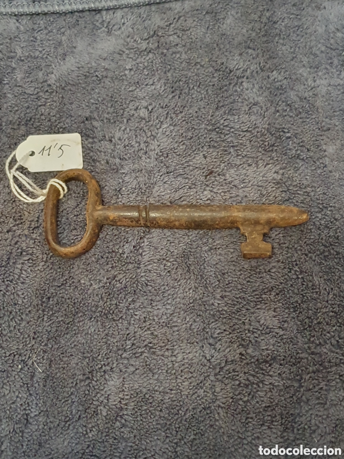 Antig&uuml;edades: OS2. G11. Llave De Forja, Maciza, De 115 Cm. - Foto 2
