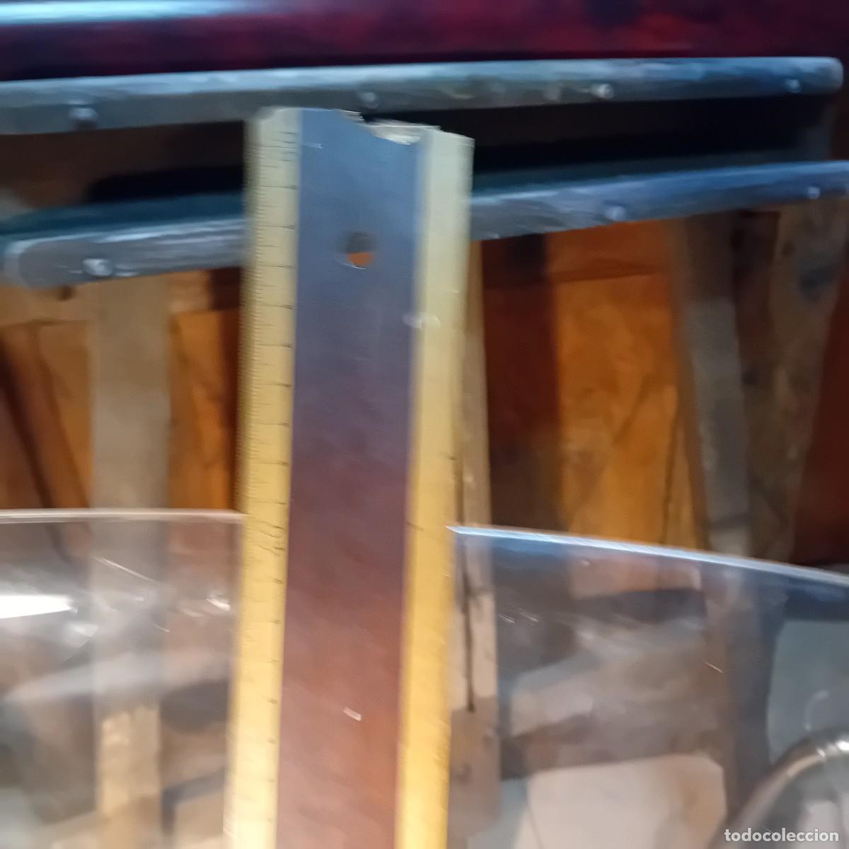 Antig&uuml;edades: Antiguo medidor de &aacute;ngulos en madera. - Foto 3
