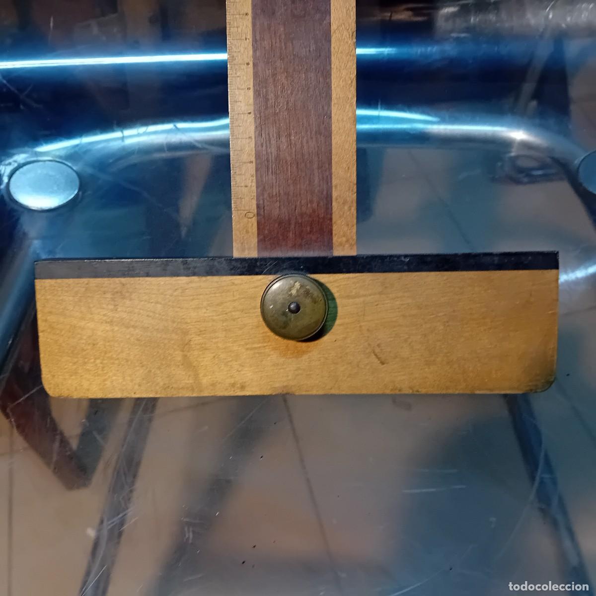 Antig&uuml;edades: Antiguo medidor de &aacute;ngulos en madera. - Foto 6