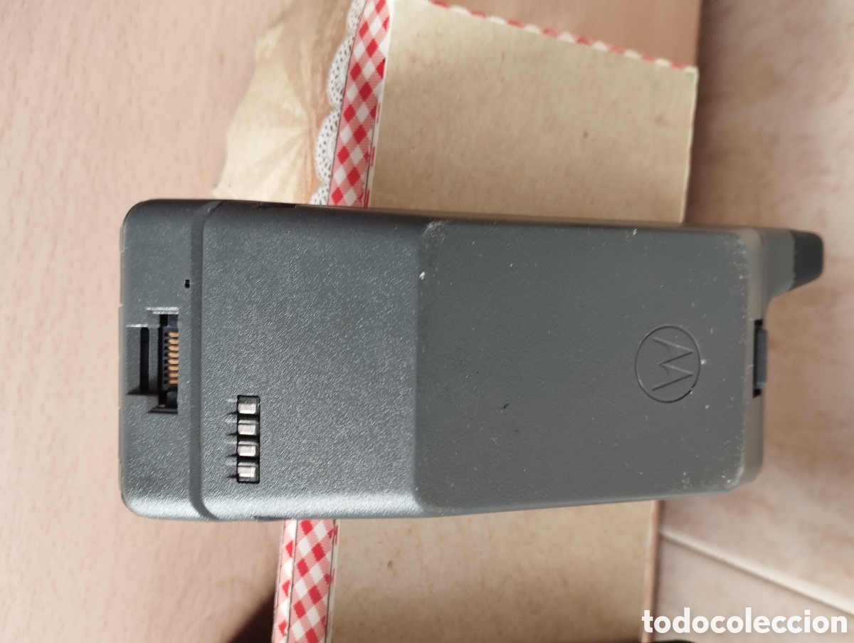 Tel&eacute;fonos: ANTIGUO TEL&Eacute;FONO MOTOROLA/ CON FUNDA - Foto 3