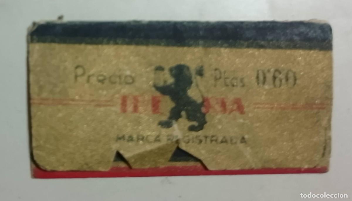 Antig&uuml;edades: Iberia, Hoja de Afeitar Antigua con Funda - Foto 2