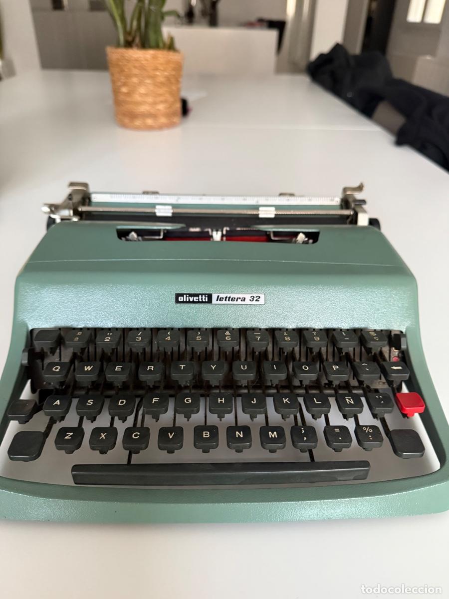 Antig&uuml;edades: M&aacute;quina escribir Olivetti Lettera 32 - Foto 1