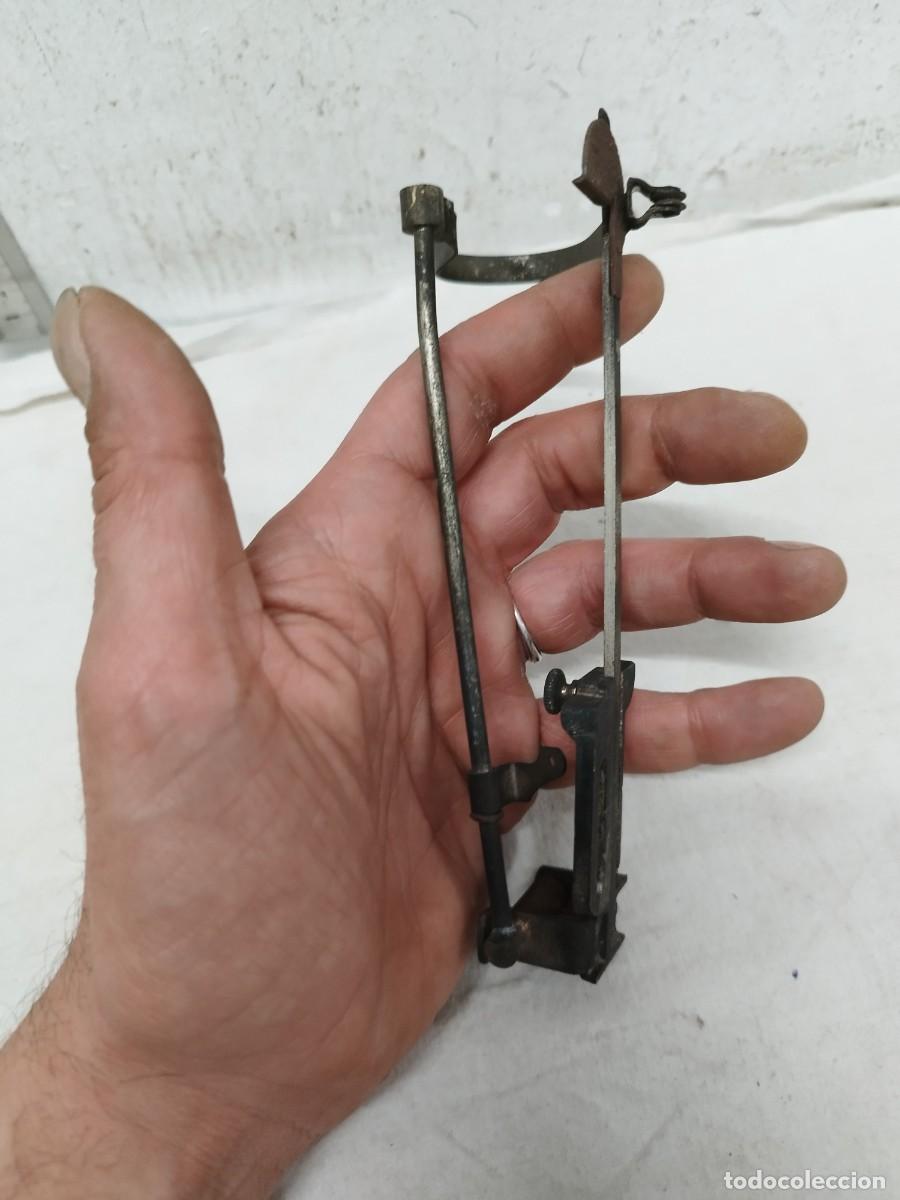 Antig&uuml;edades: Antigua pieza,parte de bascula,balanza a identificar. - Foto 5