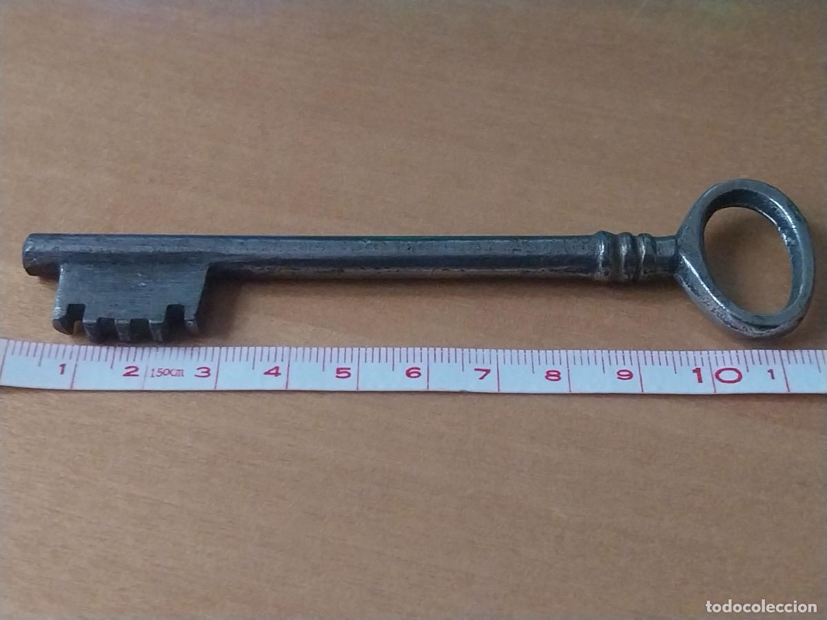 Antig&uuml;edades: LLAVE MACIZA CIFRADO 11,7CM LARGO ORIGINAL - Foto 3