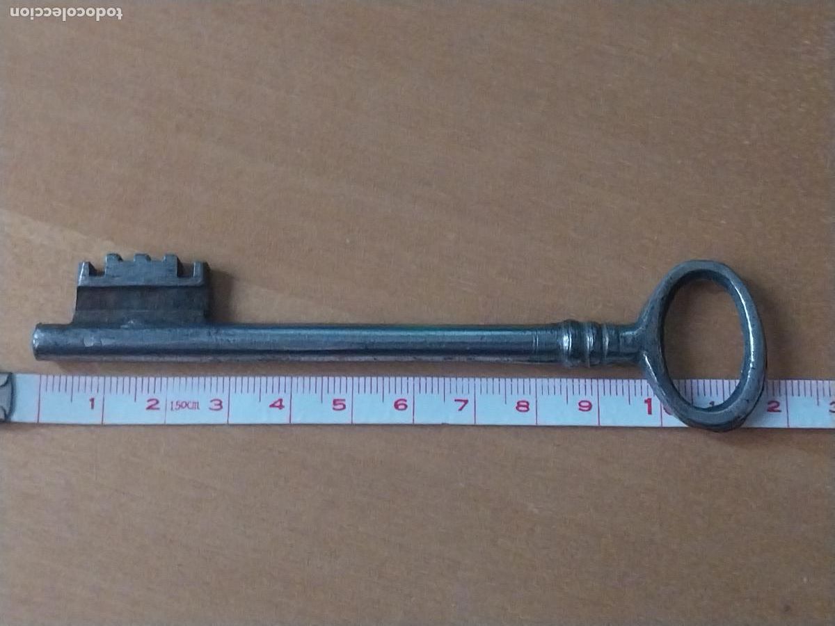 Antig&uuml;edades: LLAVE MACIZA CIFRADO 11,7CM LARGO ORIGINAL - Foto 1