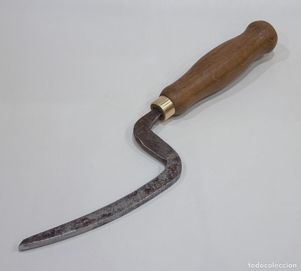 Antig&uuml;edades: RARO FORMON BEDANO CUELLO DE CISNE. - Foto 1