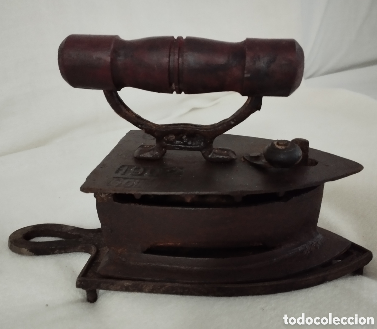 Antig&uuml;edades: Antigua Plancha y Posaplancha Hierro - Foto 5