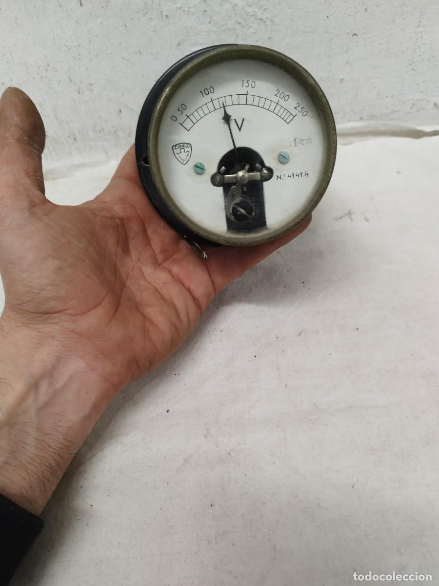 Antig&uuml;edades: Antiguo volt&iacute;metro de panel,marca conex. N&deg;49494 - Foto 1