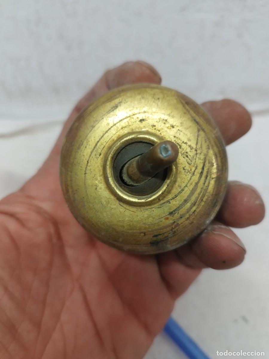 Antig&uuml;edades: Antiguo interruptor de luz,en cer&aacute;mica y lat&oacute;n. - Foto 6