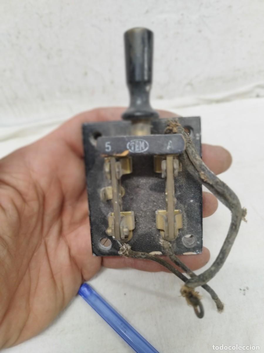 Antig&uuml;edades: Antiguo interruptor de palanca Tem marcado 5. - Foto 2