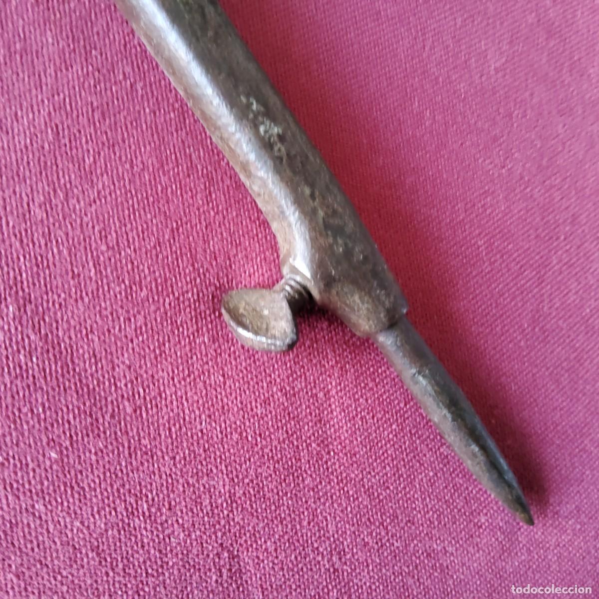 Antig&uuml;edades: ANTIGUO COMP&Aacute;S DE HIERRO, DE GRAN TAMA&Ntilde;O, MIDE 53,5 CM. - Foto 5