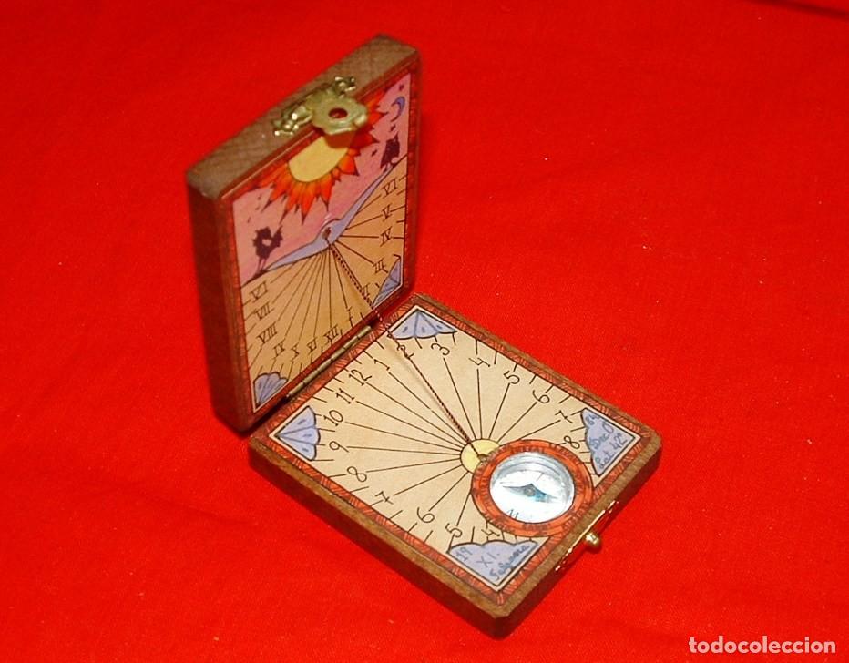 Antig&uuml;edades: BRUJULA CON RELOJ SOLAR - Foto 1