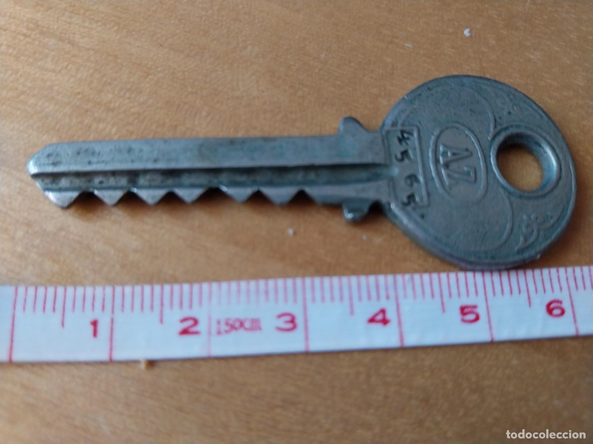 Antig&uuml;edades: LLAVE PLANA AZ 6,2CM LARGO - Foto 2