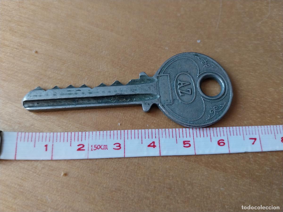 Antig&uuml;edades: LLAVE PLANA AZ 6,2CM LARGO - Foto 1