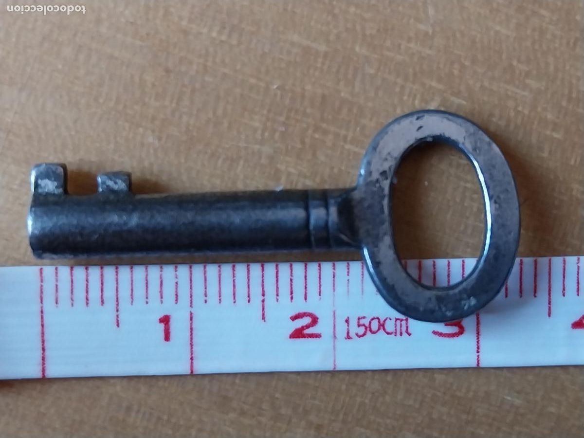 Antig&uuml;edades: LLAVE HUECA 3,2CM LARGO ORIGINAL ANTIGUA - Foto 1