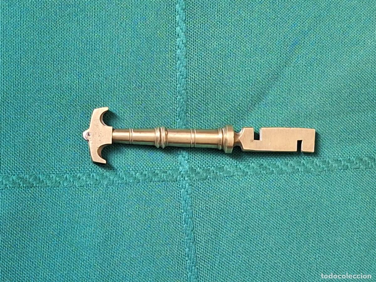 Antig&uuml;edades: Antiguo cortador de vidrio de bronce - Foto 1