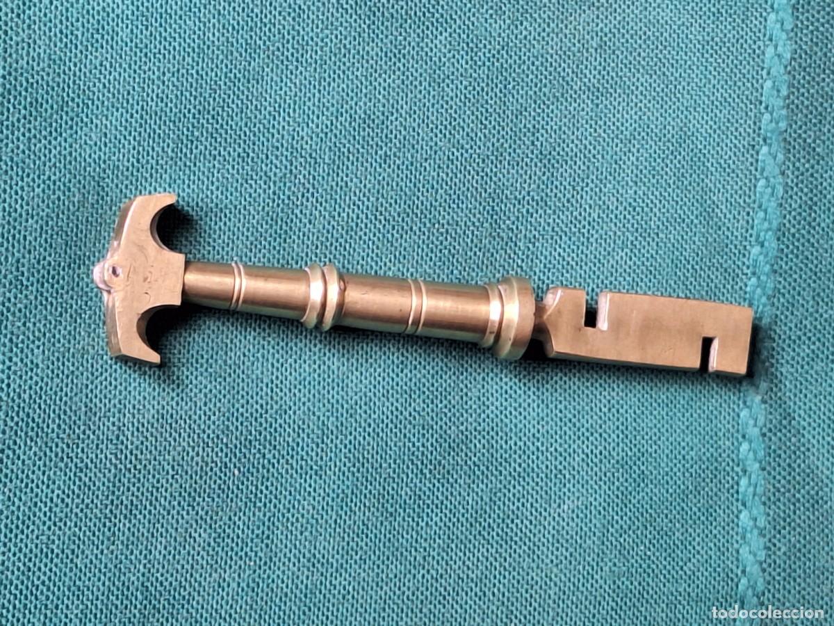 Antig&uuml;edades: Antiguo cortador de vidrio de bronce - Foto 4