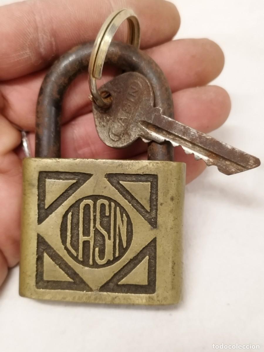 Antig&uuml;edades: Antiguo candado marca Lasin, con su llave funcionando. - Foto 2